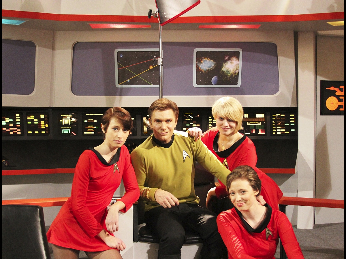 Daily Pic # 1966, ST Continues